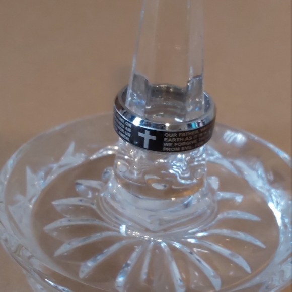 Christian Design Accessories,Men's Stainless Steel Lords Prayer ring Band,Size 9 - Picture 1 of 5